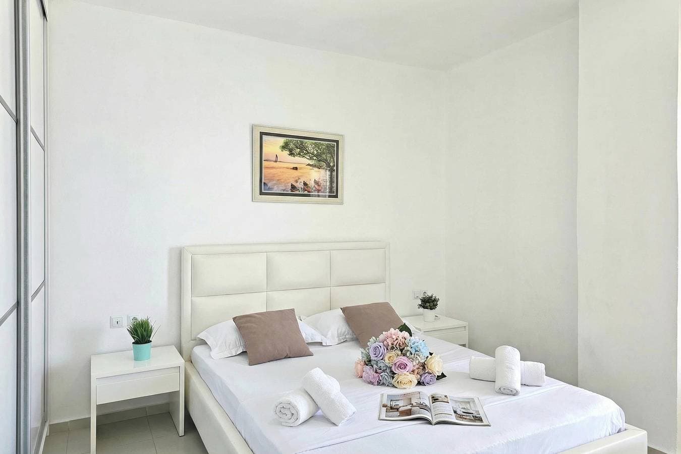 Foto 5 von 24: Panorama View Apartment In Saranda - 271