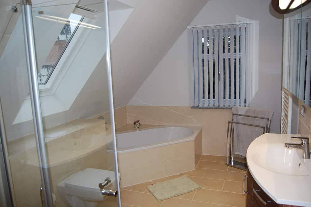Foto 5 von 18: Komfortables 5 ***** Ferienhaus direkt an der Havel