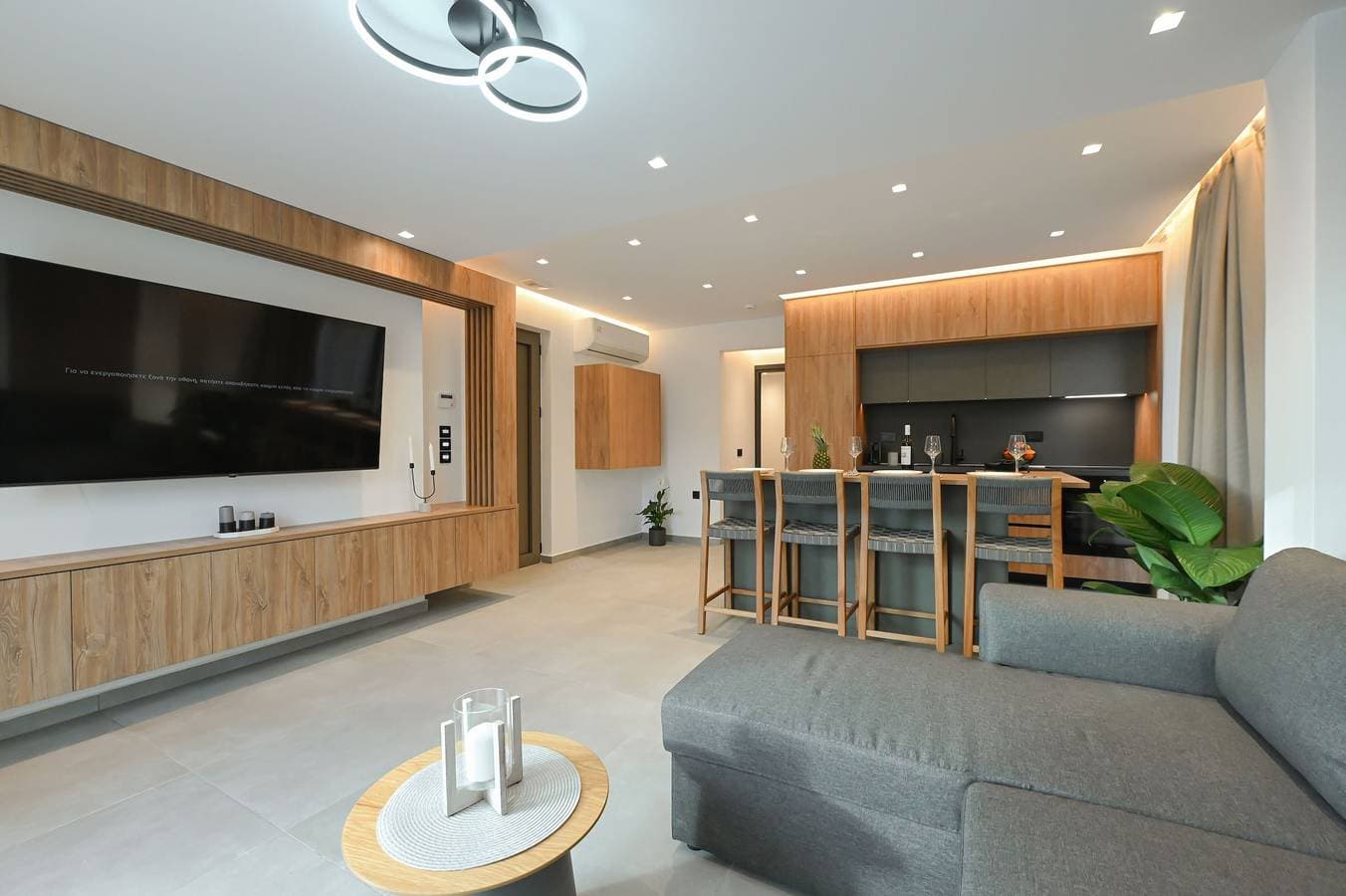 Foto 3 von 35: Ferienwohnung für 6 Personen mit Terrasse