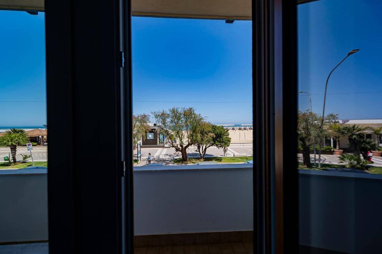 Foto 4 von 5: Apartment with Sea View