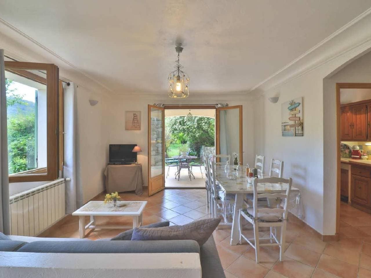 Foto 3 von 25: Appartement in Le Bar-Sur-Loup mit Eigenem Garten