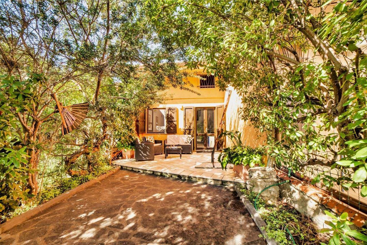 Foto 9 von 15: Three-Bedroom House