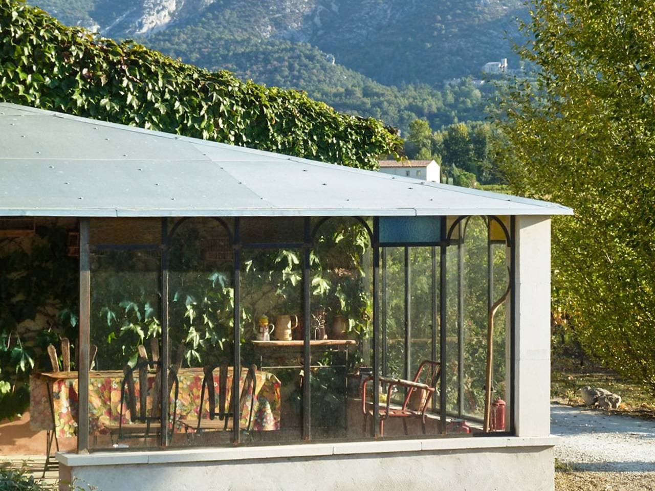Foto 6 von 20: Charmantes Haus in Oppède mit Bergblick