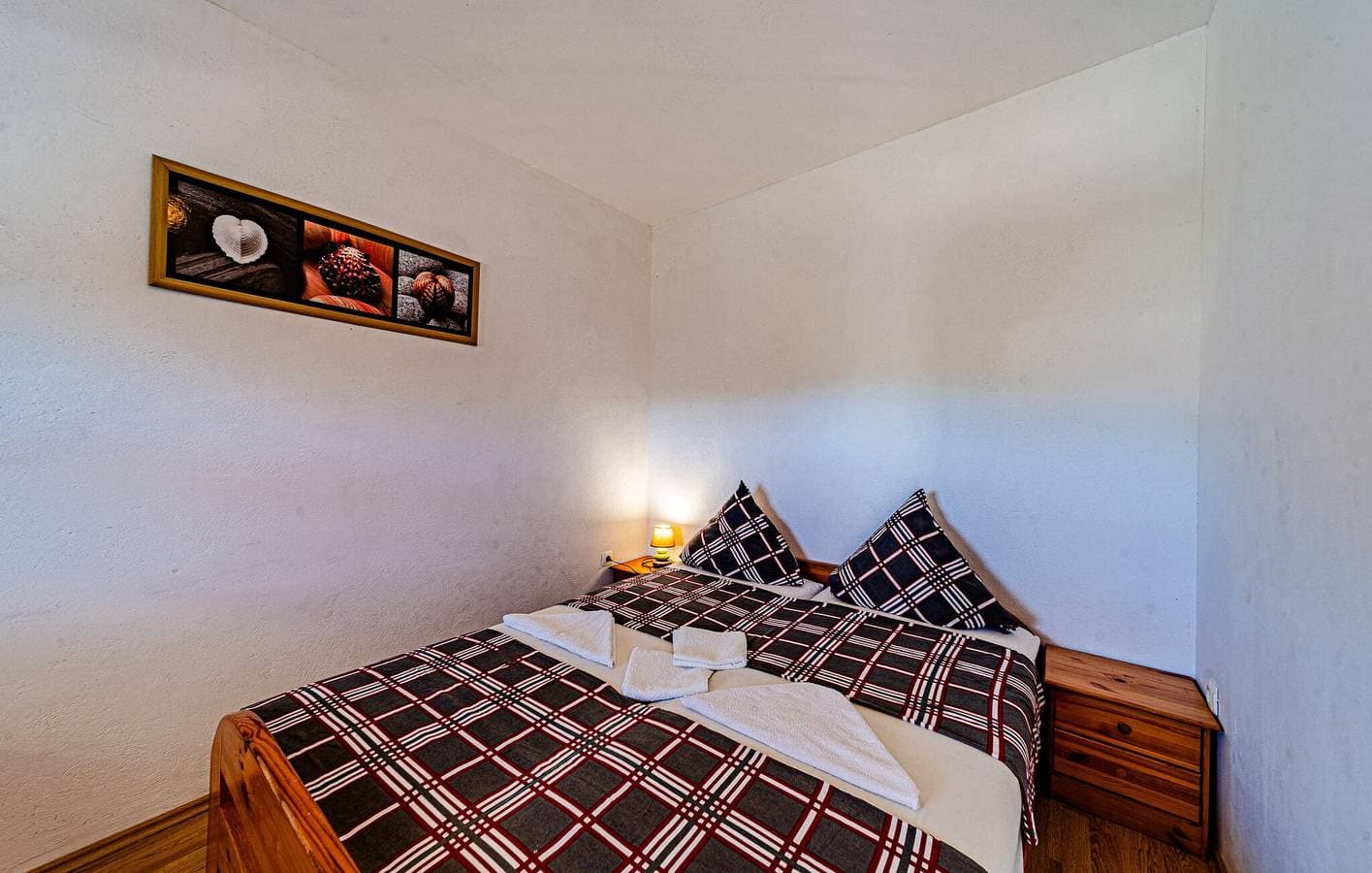 Foto 4 von 20: Gemütliche Ferienwohnung mit Terrasse, WLAN und Parkplatz in der Nähe des Strandes Tri Žala