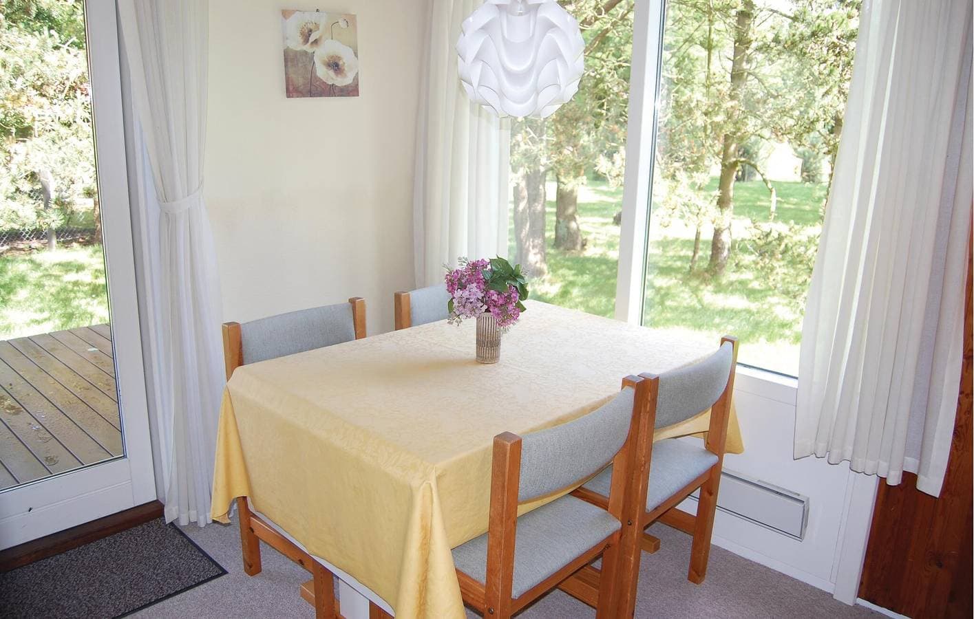 Foto 5 von 15: Ferienhaus für 4 Personen mit Terrasse