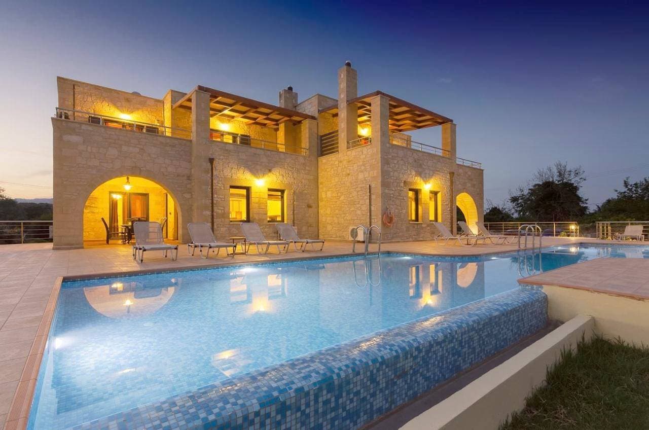 Villas Kalives 1