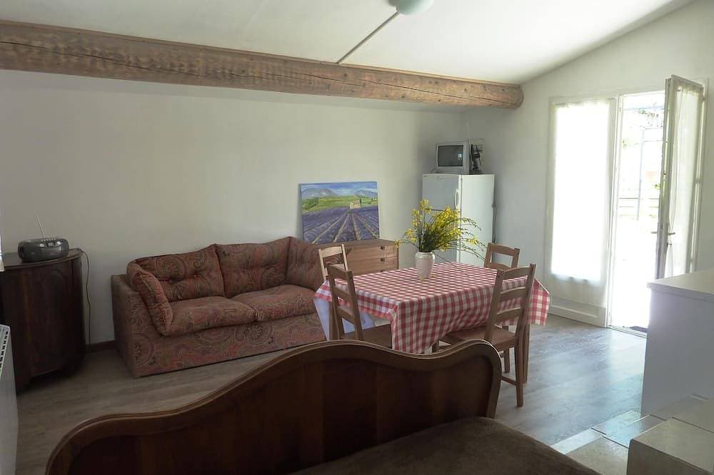 Foto 8 von 22: Studio inmitten von Weinbergen in Drome Provencale mit Swimmingpool.