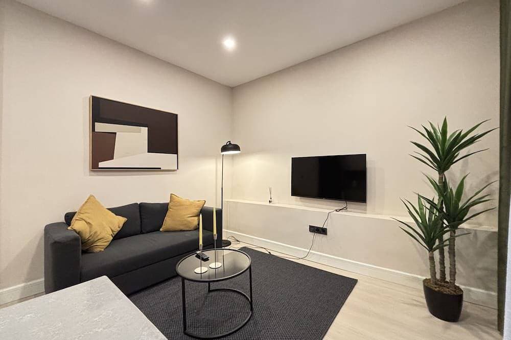 Newly Built 2Br Residence in Central Şişli 1