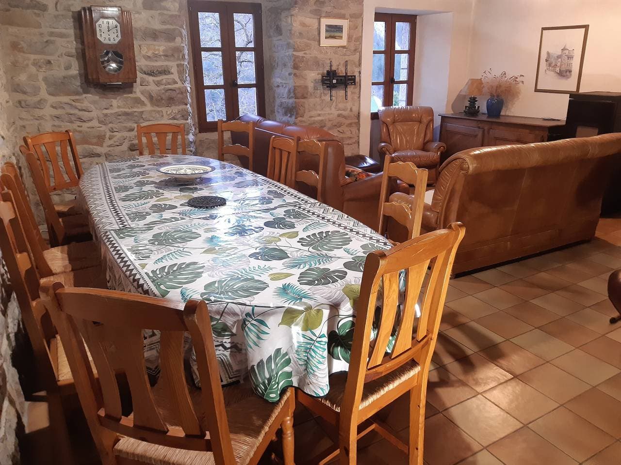 Foto 13 von 19: Ferienhaus 'Gîtes La Bélugue et Le Vignou' mit Bergblick, WLAN und Klimaanlage