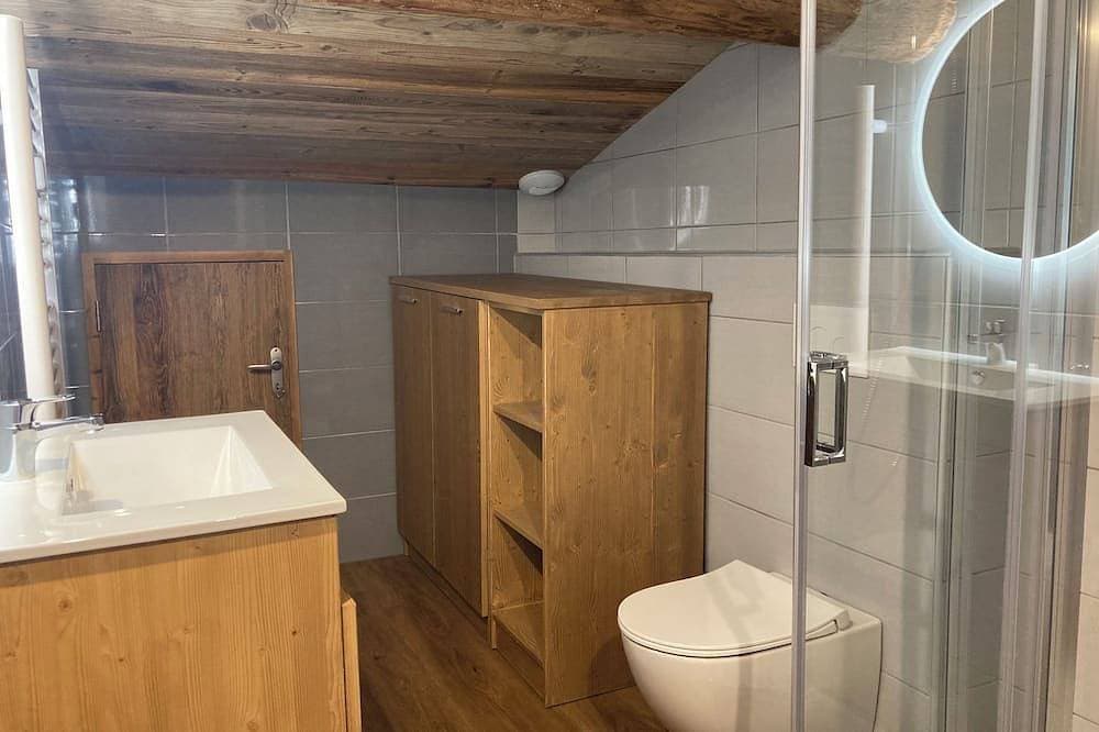 Foto 13 von 29: Spacieux Chalet de Standing Dans Village au Calme, Wifi