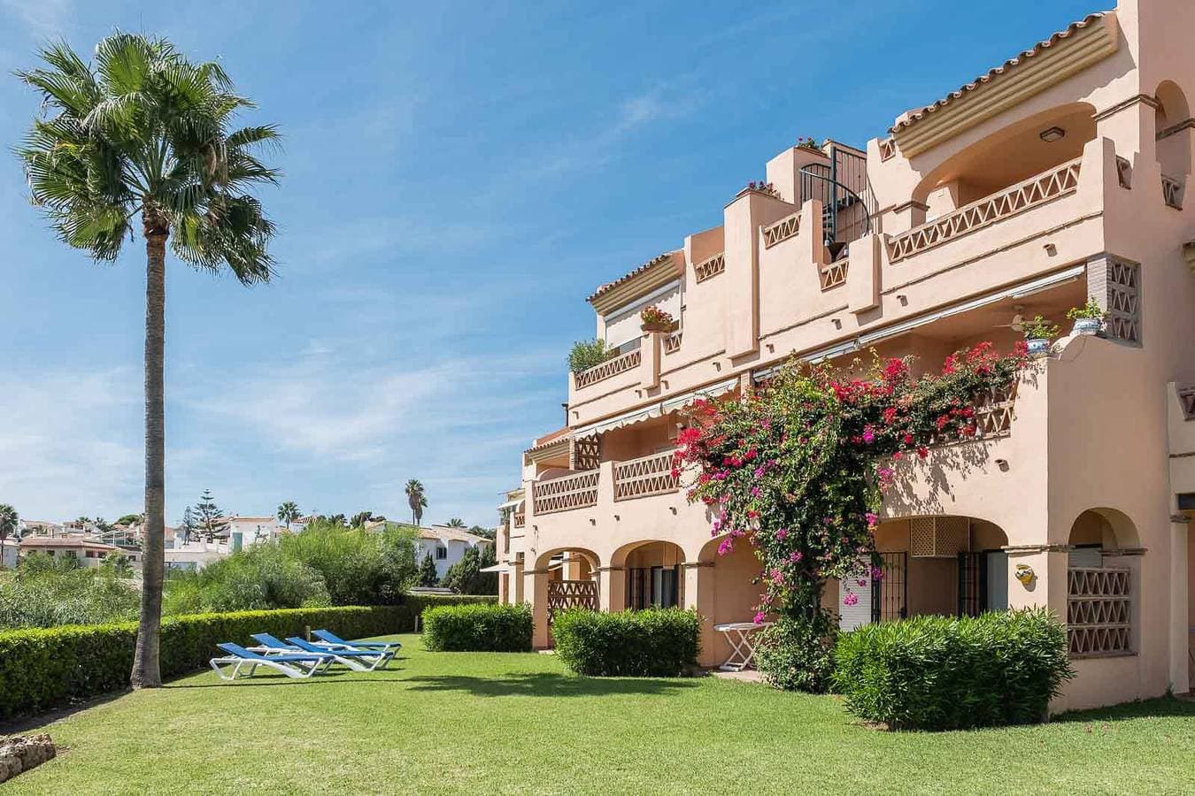 Foto 11 von 40: Mijas Breathtaking Infinity Sea Views