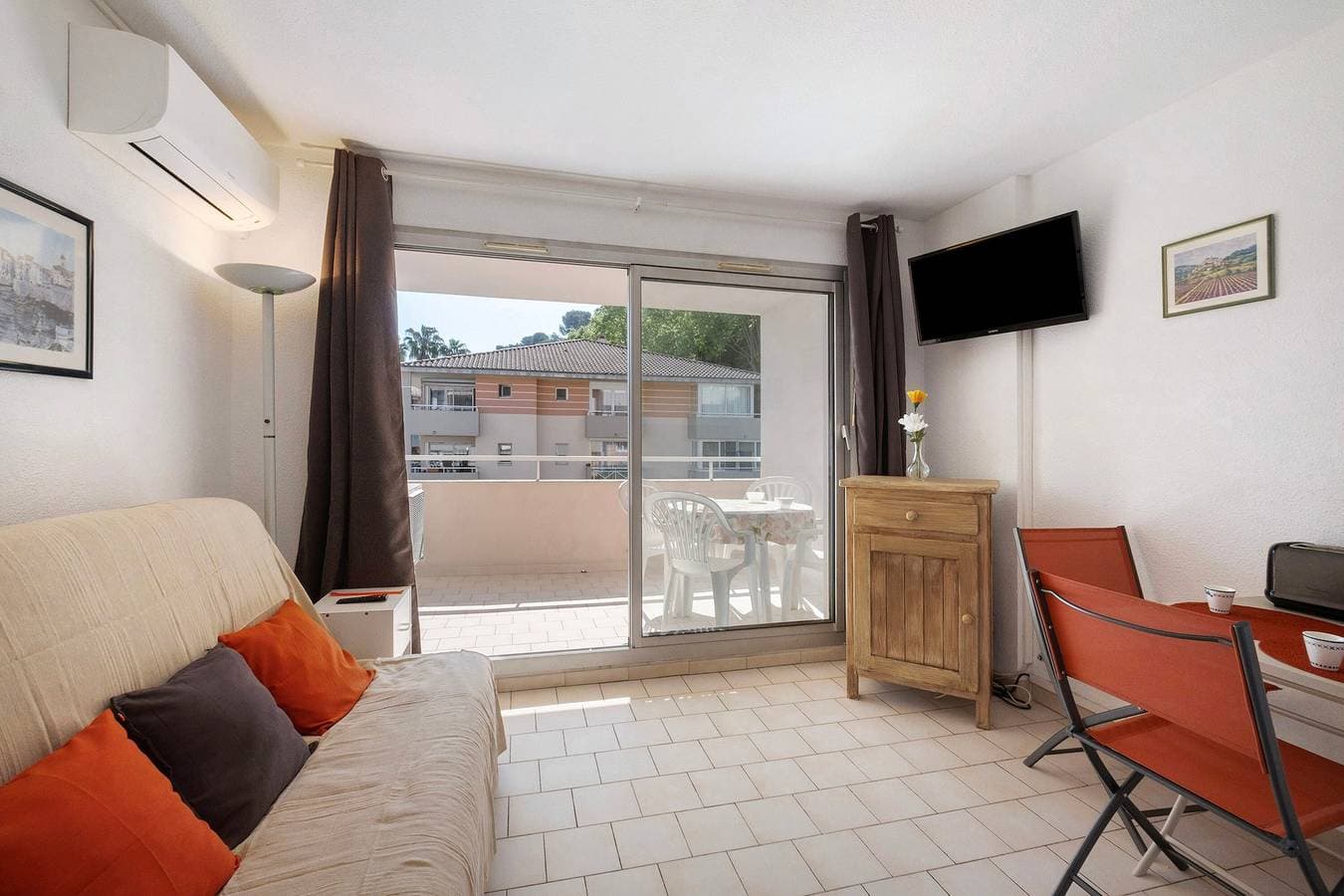 Foto 13 von 21: Studio „L'oasis“ mit Gemeinschaftspool, privater Terrasse und Klimaanlage
