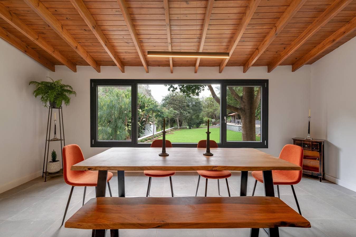 Foto 9 von 29: Ferienwohnung 'Apartamento 1' mit Bergblick, Gemeinschaftsterrasse und Garten