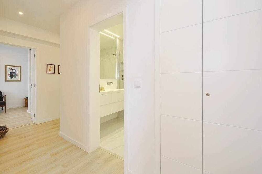 Foto 13 von 30: Prestige Sunset Carcavelos Beach - Checkinhome
