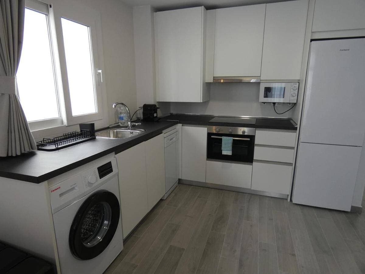 Foto 5 von 60: One-Bedroom Apartment