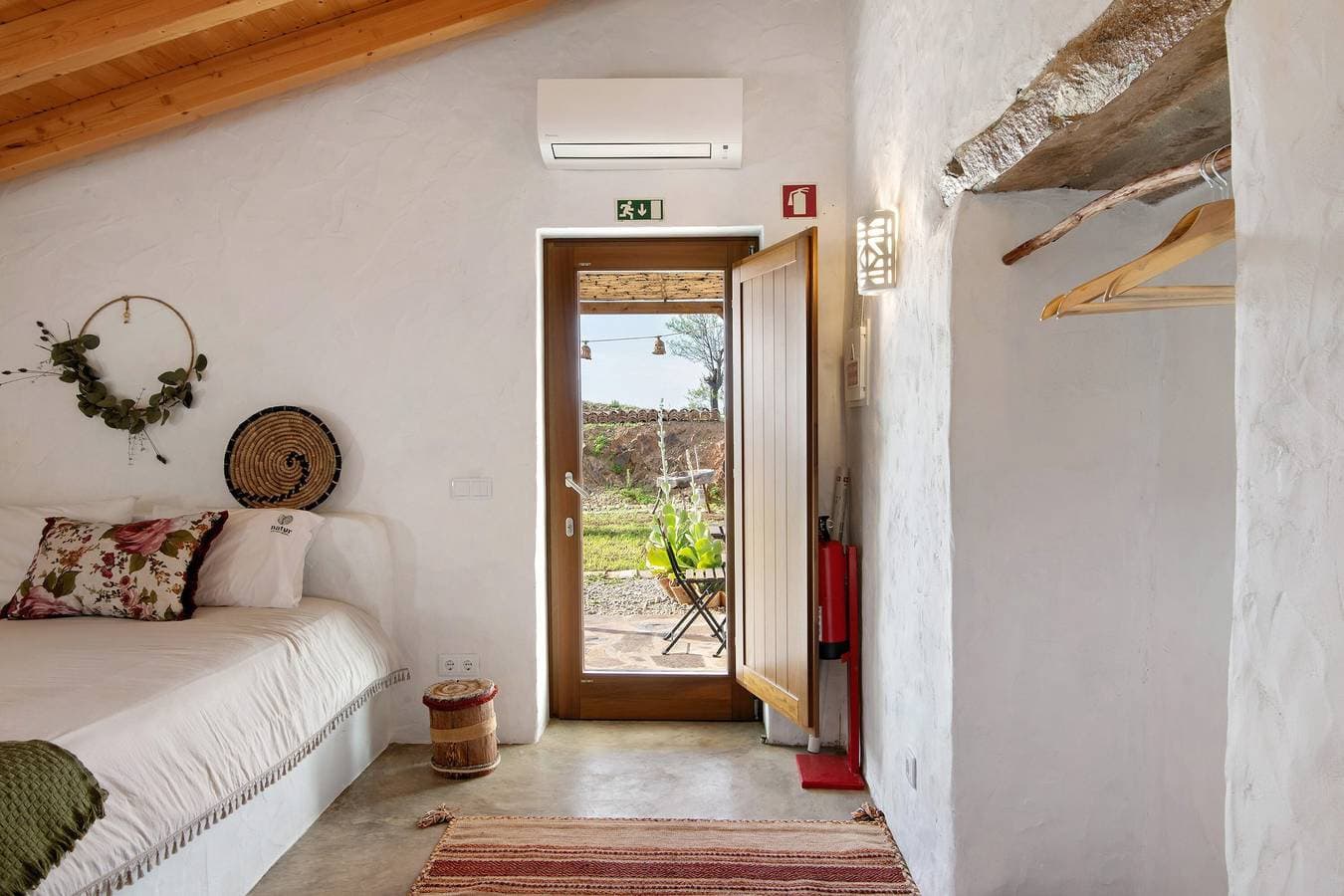 Foto 4 von 31: Amêndoa Amarga Zimmer mit Bergblick, WLAN und Klimaanlage