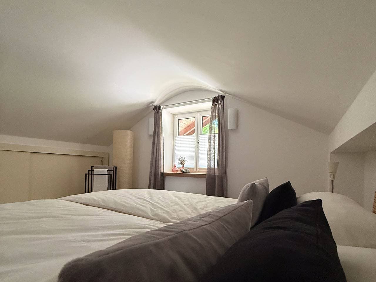 Foto 10 von 23: Haus am Bach - Ferienwohnung Achenblick