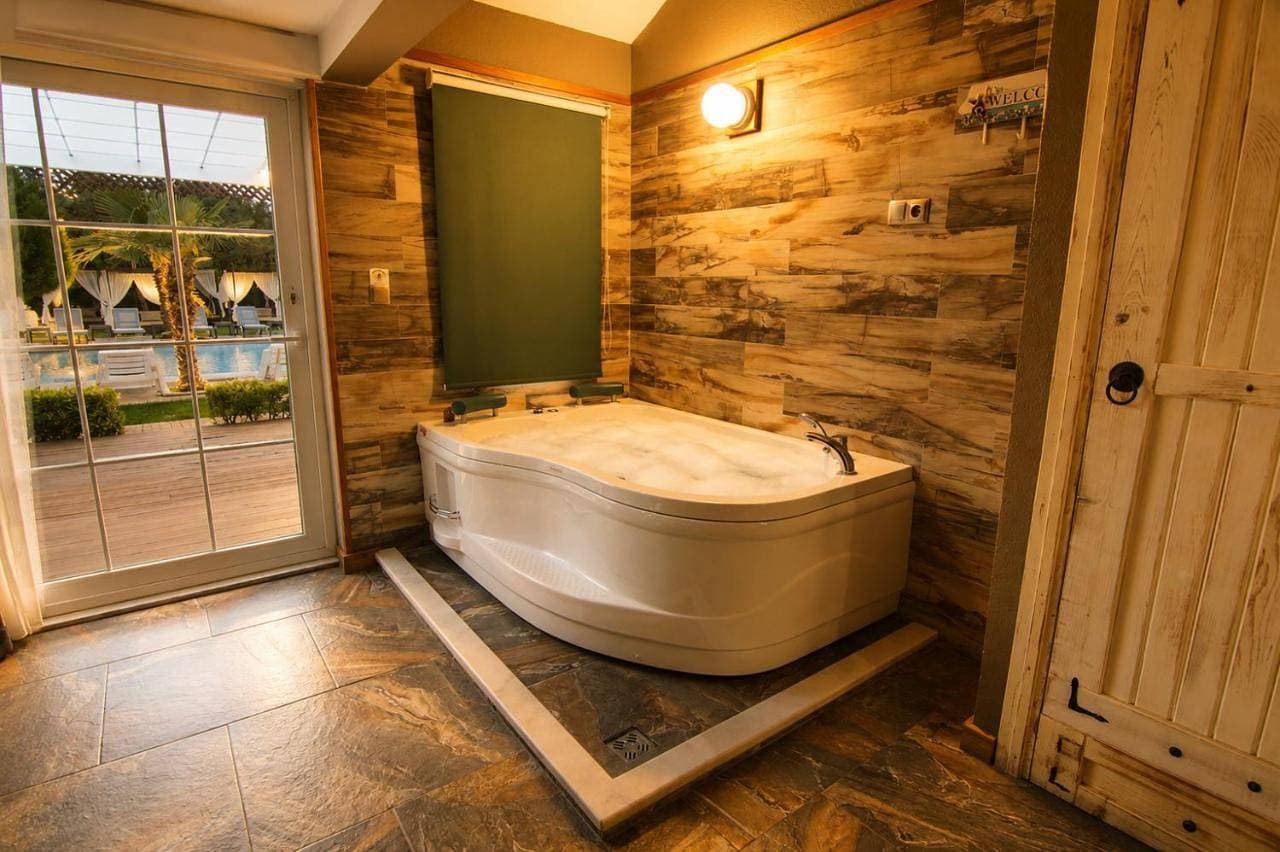 Foto 9 von 13: Double Room with Spa Bath