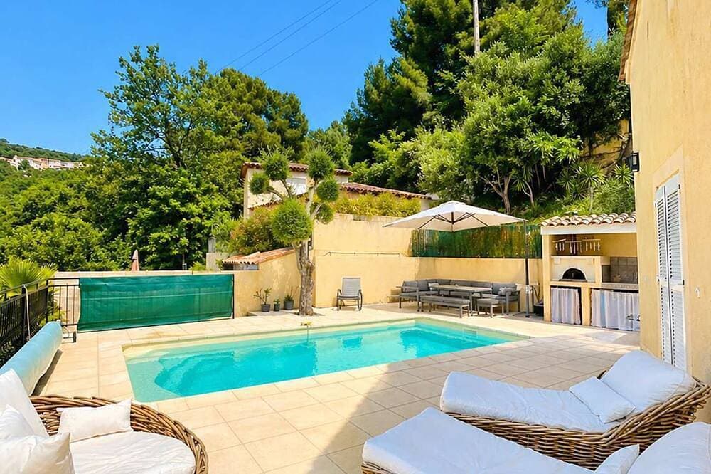 Auf den Höhen von Nizza, schöne Villa ideal für Familie oder Freunde 1