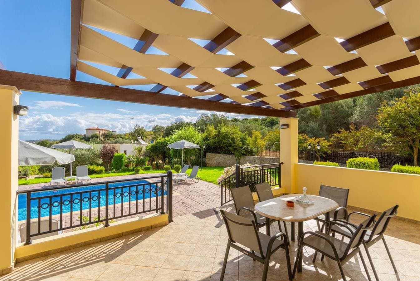 Foto 7 von 30: Villa für 6 Personen mit Terrasse