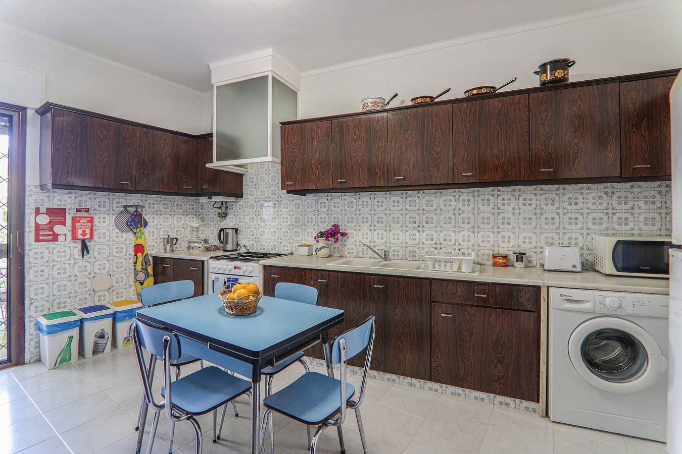Foto 5 von 21: Ferienhaus "Casa Tangerina" mit Garten und WLAN; Parkplätze auf der Straße vorhanden