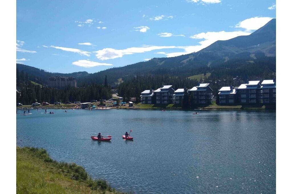 Studio getaway steps away from Big Sky Resort 1