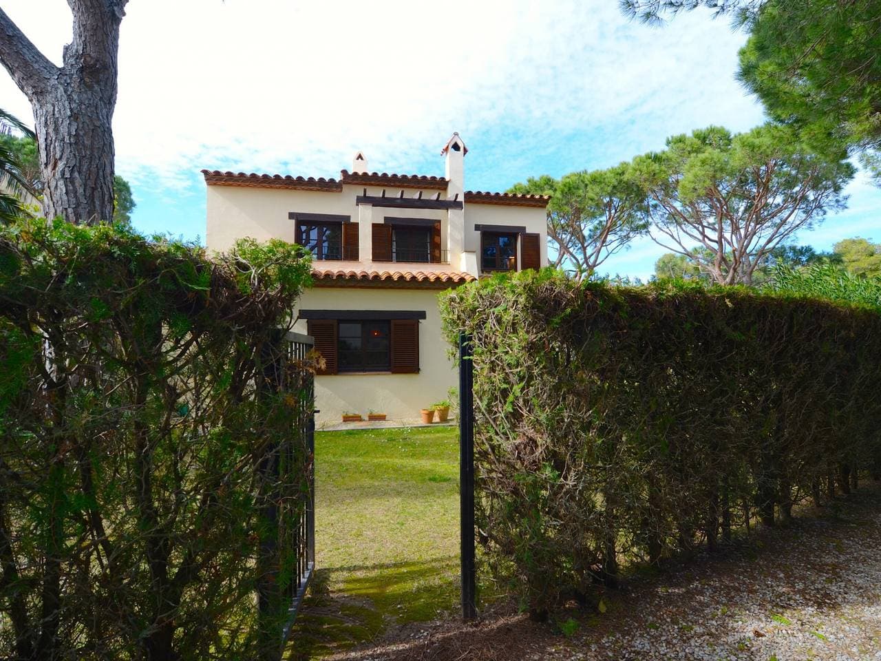 Foto 11 von 27: Ferienhaus in Pals mit Pool und Garten