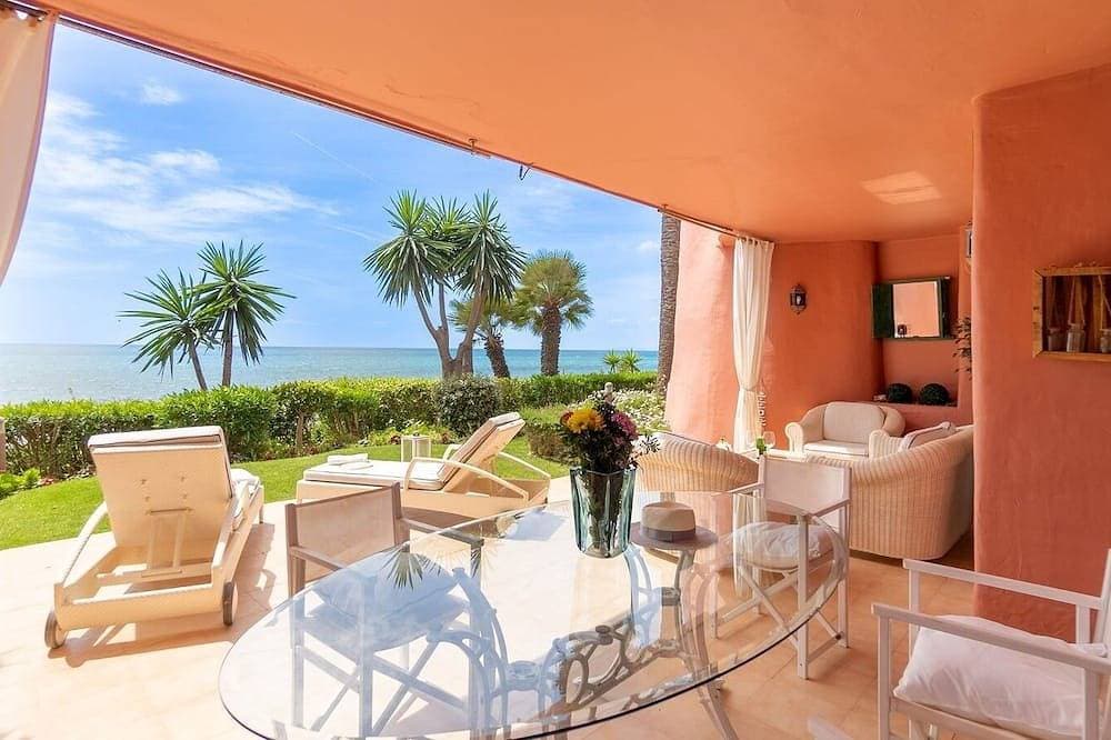 Menara Beach Estepona 1