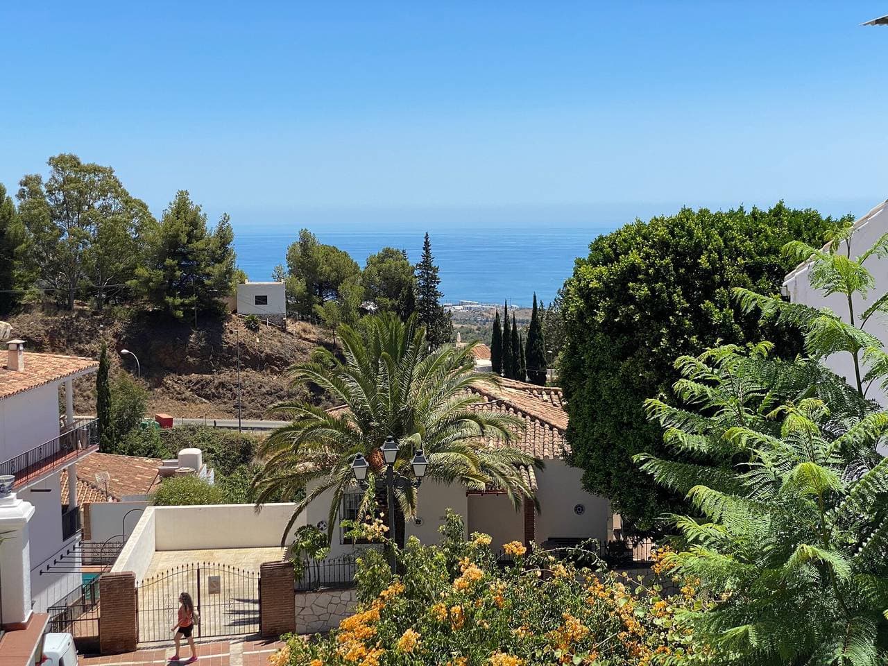 Foto 2 von 18: Apartment 'Paradise In Mijas Pueblo' mit Meerblick, Gemeinschaftspool und Klimaanlage