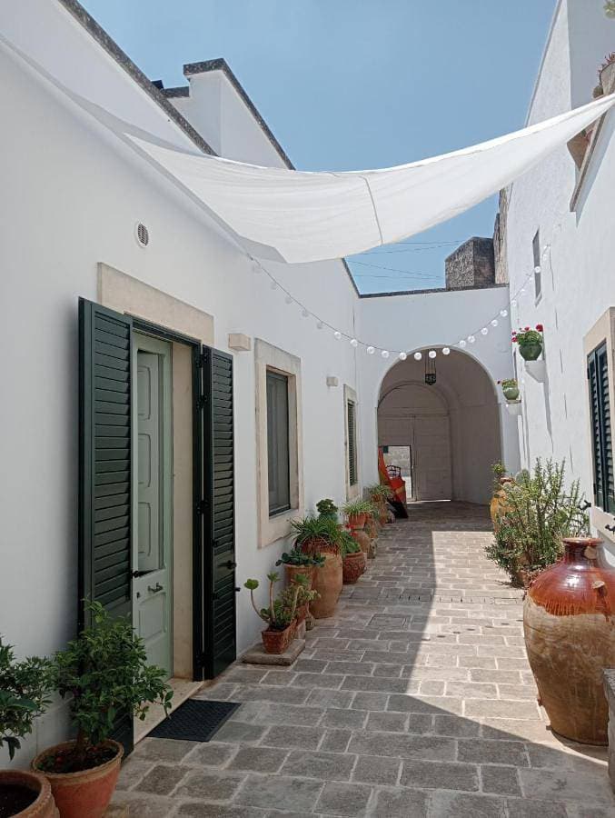 Corte delle rondini 1