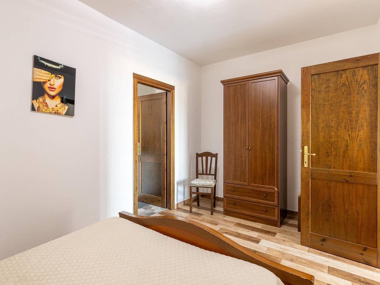 Foto 8 von 31: Wohnung mit Veranda und privatem Parkplatz