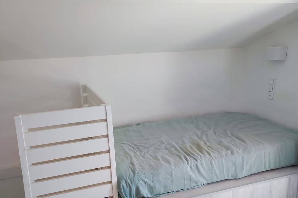 Foto 2 von 27: Rent village house 2 rooms possibility 8 beds. Quiet forest/river