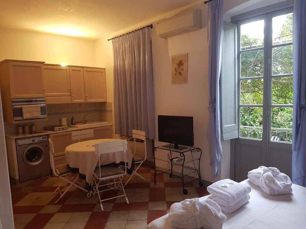 Foto 13 von 18: Ferienwohnung im mittelalterlichen Dorf von Finale Ligure