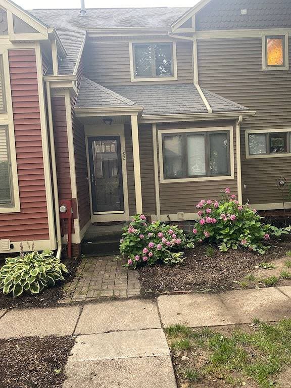 Foto 11 von 35: Cozy Condo with garage, laundryClose proximity to Ur, Rit and Strong
