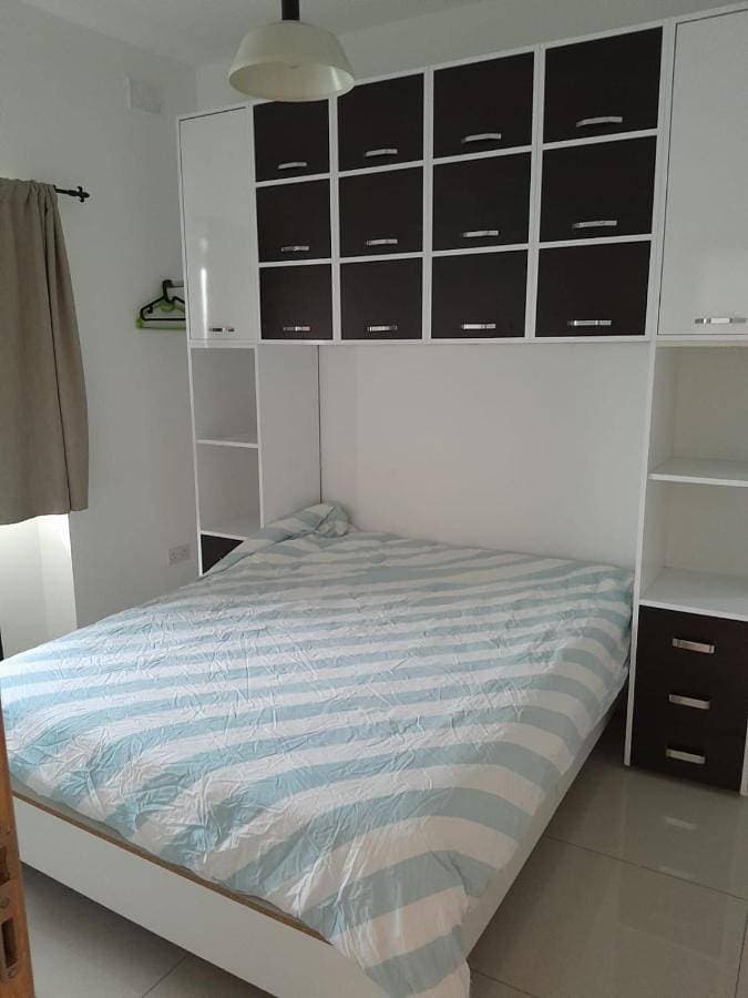 Foto 3 von 6: One-Bedroom Apartment