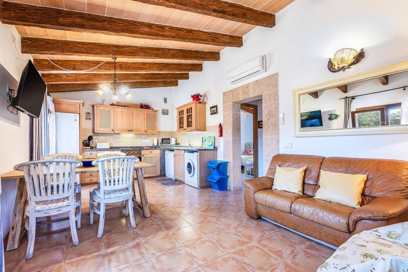 Foto 6 von 31: Ferienhaus 'Buganvilla Es Trenc' mit privatem Pool, WLAN und Klimaanlage