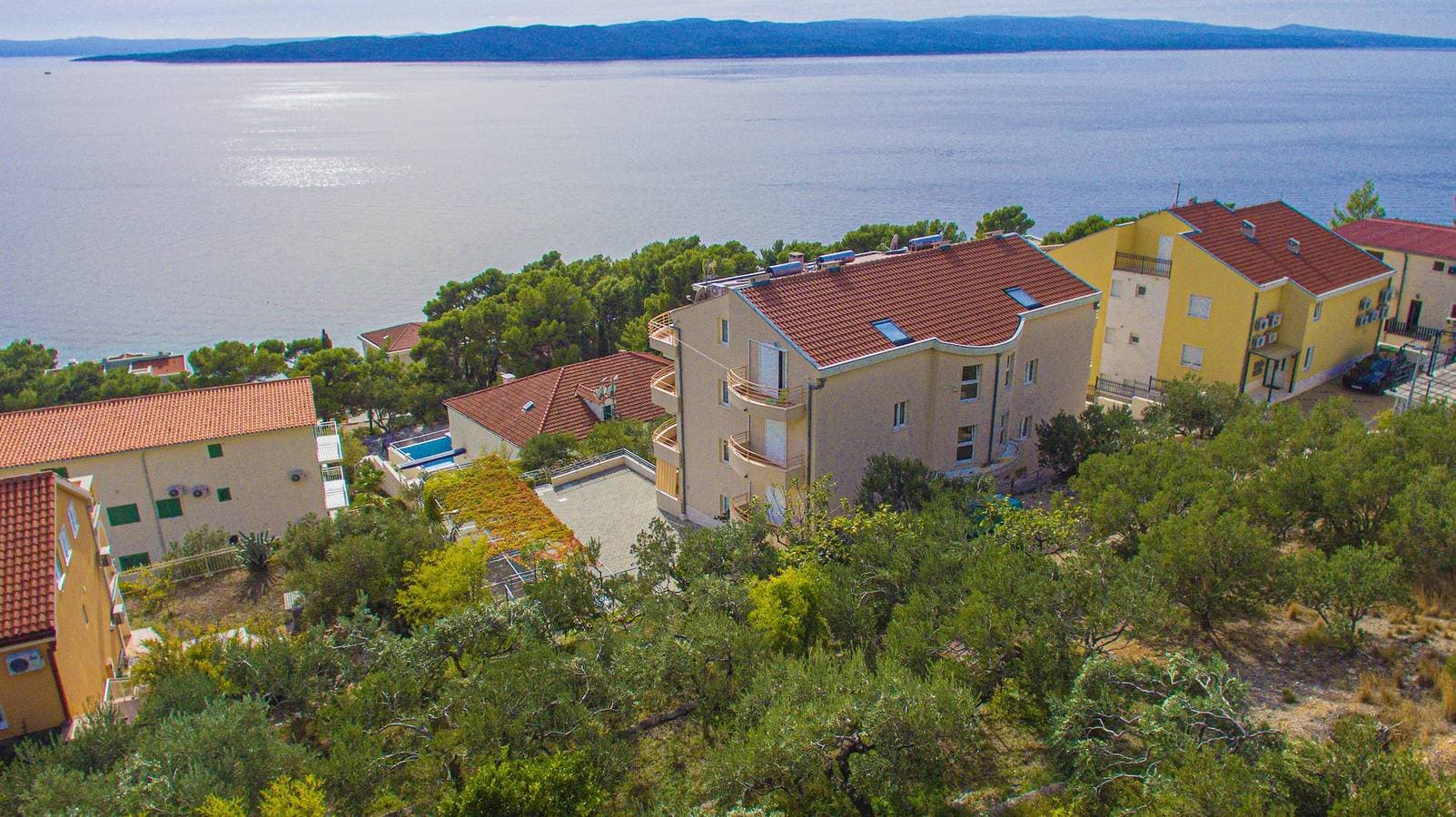 Foto 4 von 22: Studio Appartement mit Terrasse und Meerblick Brela, Makarska As-20066-a