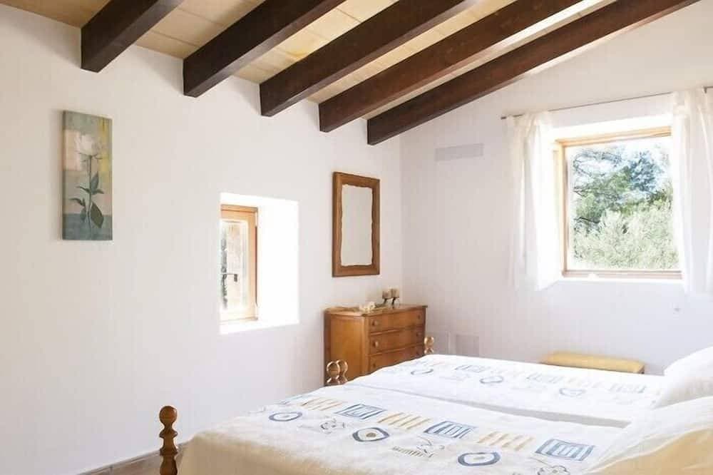 Foto 3 von 30: Charmante Finca mit Pool in ruhiger Lage, schöner Aussenbereich, Klima und Wifi