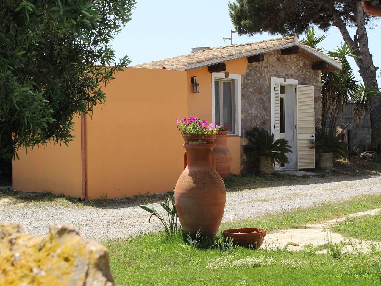 Foto 7 von 29: Cottage a Calasetta in Sardegna con giardino