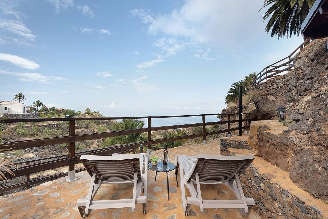Foto 2 von 30: Ferienwohnung "Cueva El Desvelo" mit Meerblick, 3 privaten Terrassen und WLAN