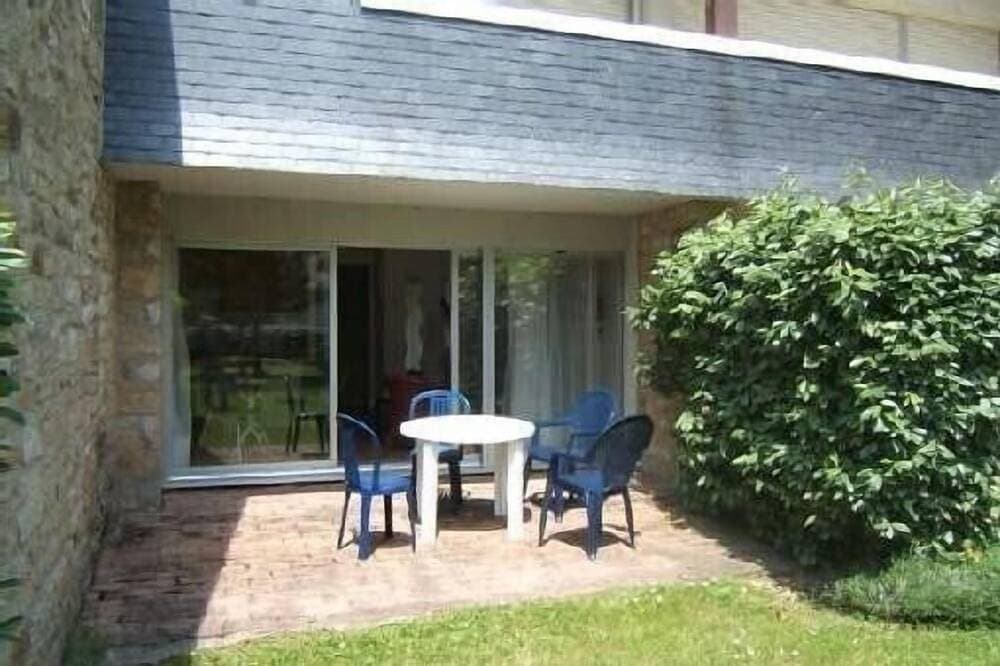 Wohnung in charmanter Granitresidenz am Meer 1