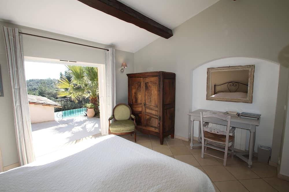 Foto 4 von 30: Charmantes Ferienhaus mit herrlichem Meerblick und Infinity-Pool