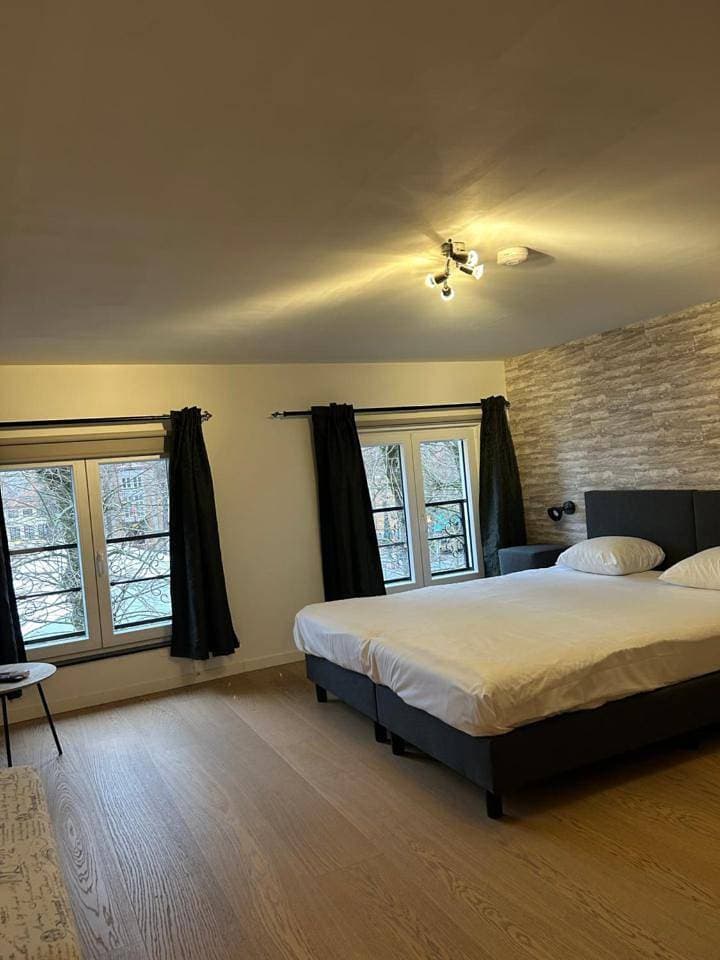 Foto 9 von 10: Double Room with Private Bathroom