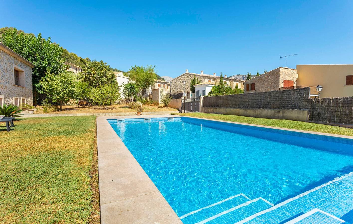 Foto 4 von 42: Gemütliche Wohnung mit Terrasse, Pool und BBQ in der Nähe von Mancor de la Vall