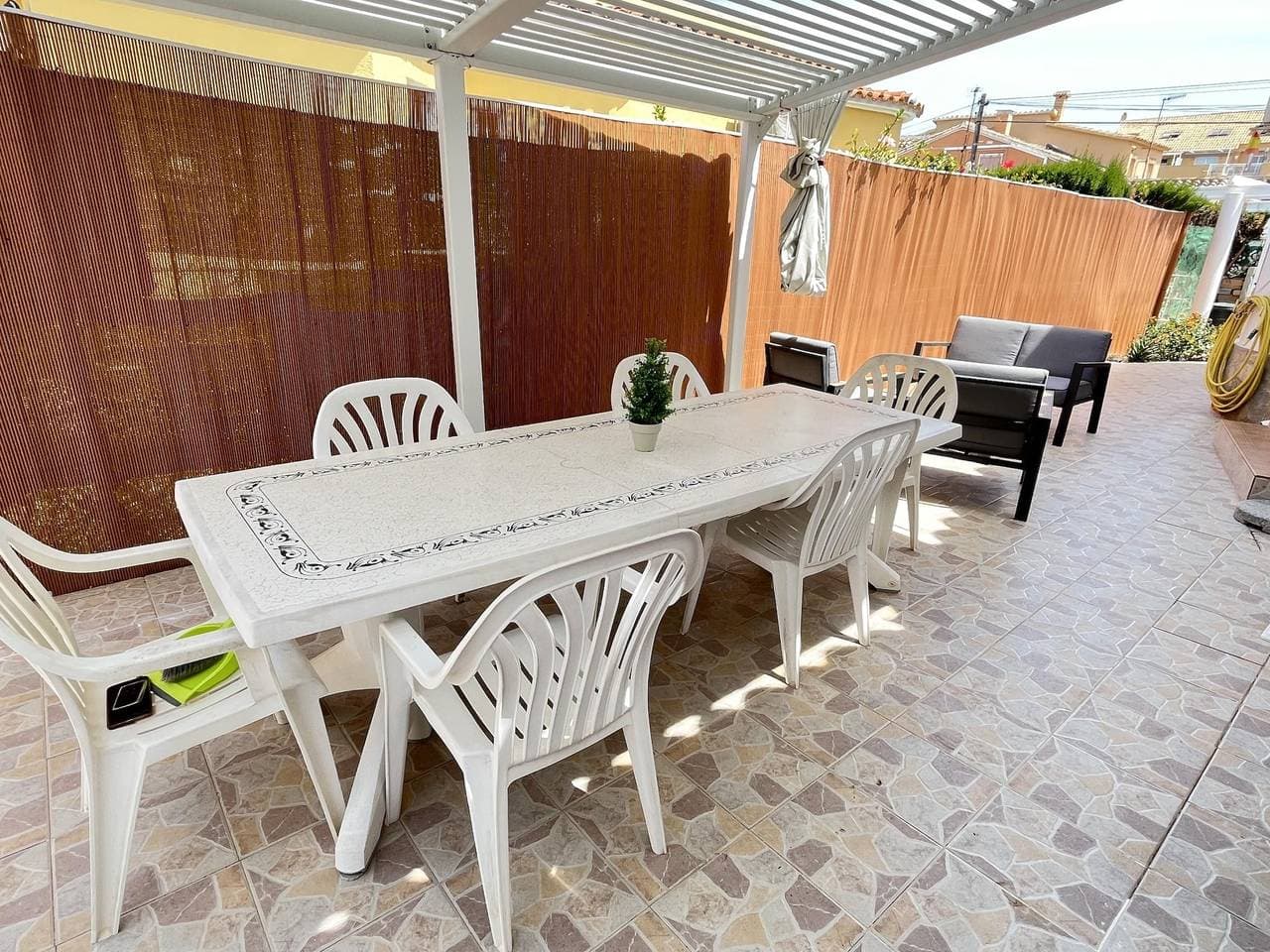 Foto 4 von 18: Ferienhaus für 4 Personen mit Terrasse
