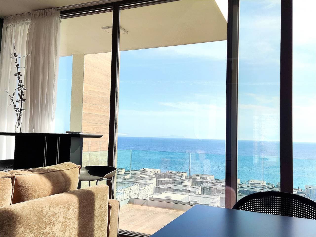 Olea Residence, luxuriöses Apartment mit Meerblick und Privatstrand 2 Min 1