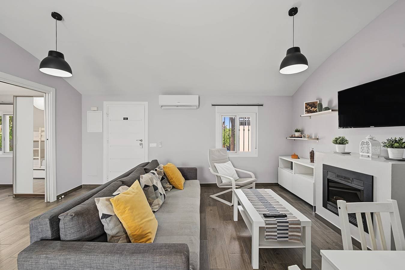 Foto 6 von 41: Casa Alma Marbella: private Terrasse, WLAN und Klimaanlage