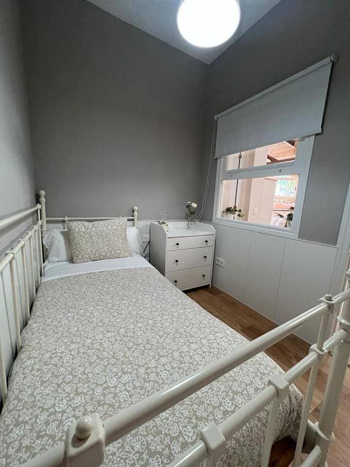 Foto 10 von 21: Two-Bedroom Apartment