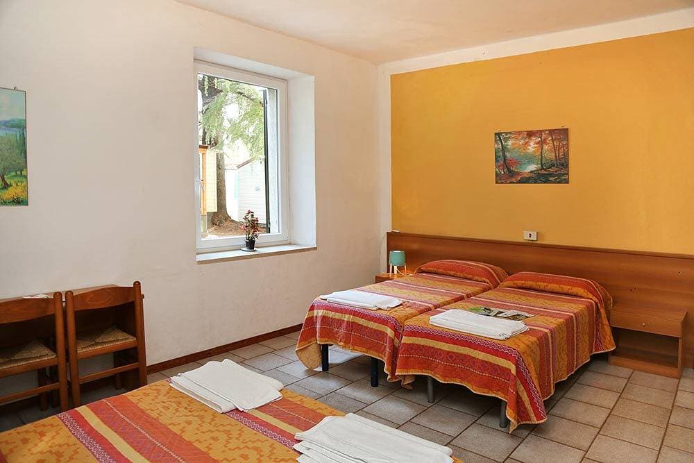 Foto 6 von 40: Feriendorf Cisano San Vito Zimmer Perla für 4 Personen