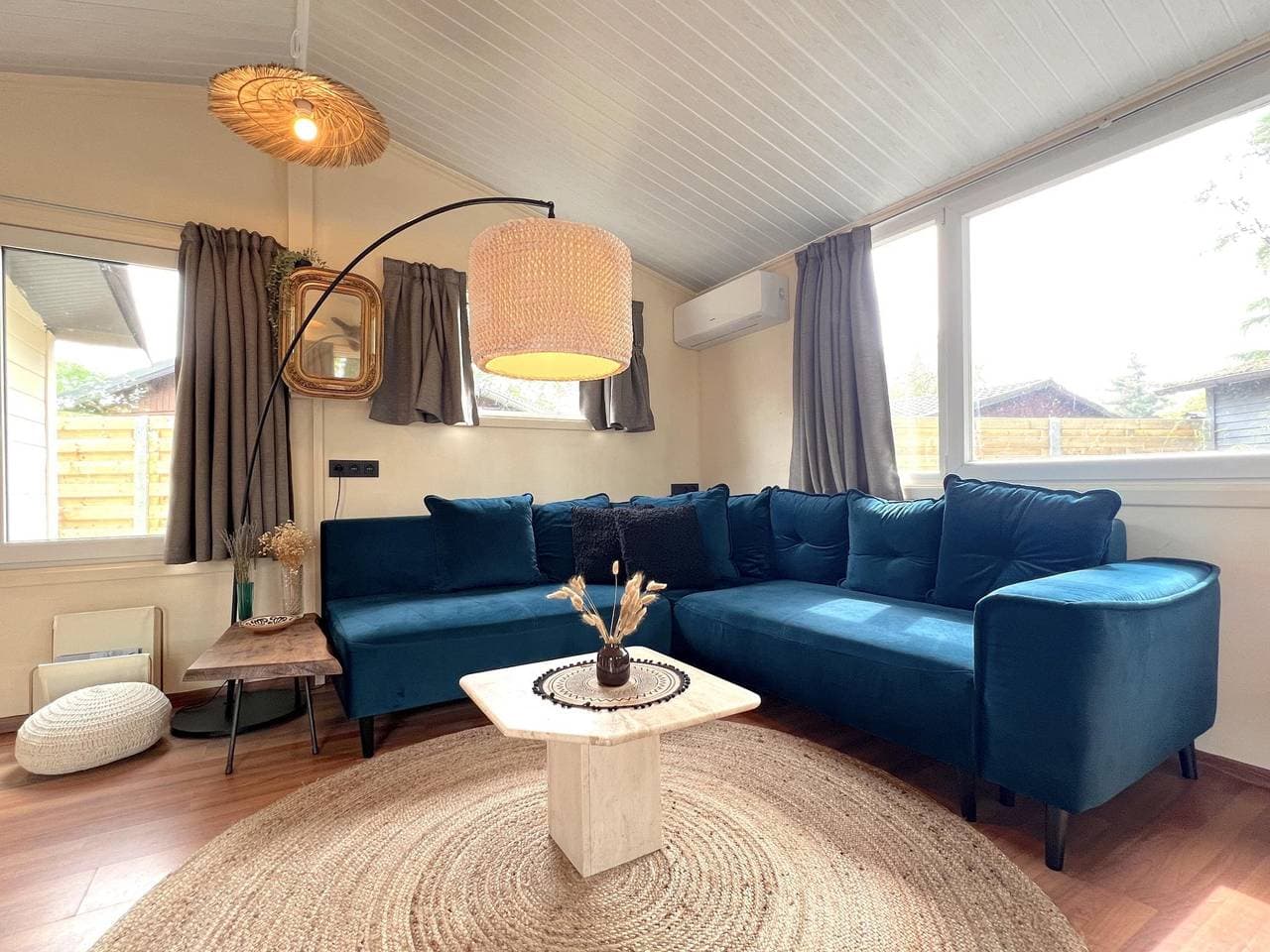 Foto 11 von 32: Gemütliches Chalet mit Terrasse am Wasser